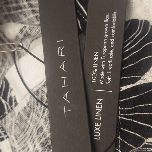 NWT TAHARI 100% Luxe Linen Black And White Floral Back Button Down Pullover Top - Picture 10 of 11